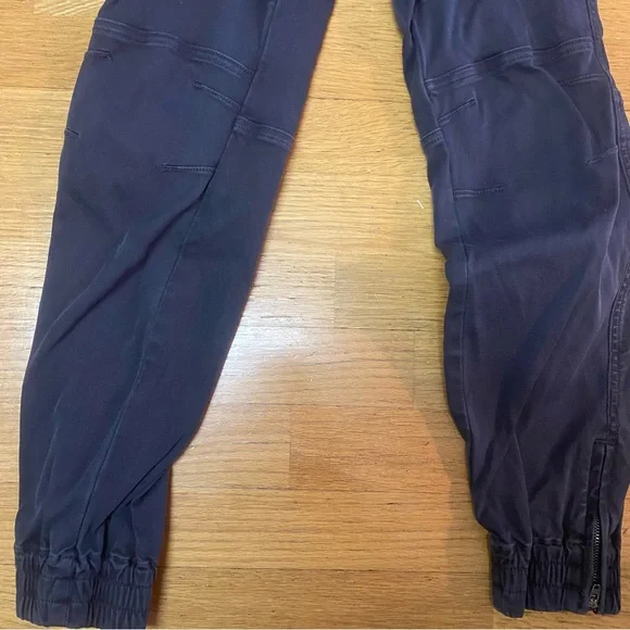 Spanx Black Pull On Twill Cargo Zip Ankle Preppy Career Shapewear Joggers Pants… - Picture 4 of 7